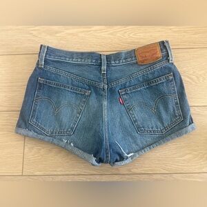 Levi’s 501 cutoff denim shorts size 28